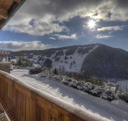 Havrania فندق 4*