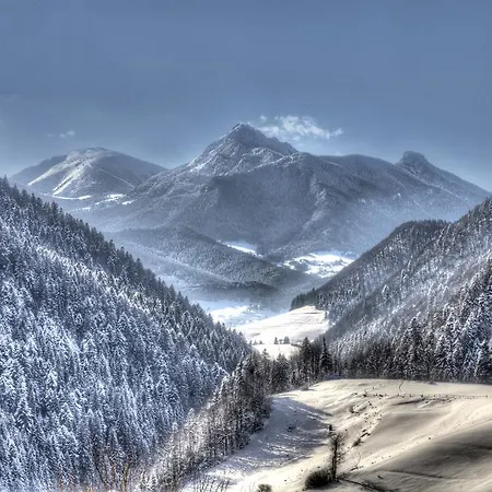 Hotel Havrania Zazriva